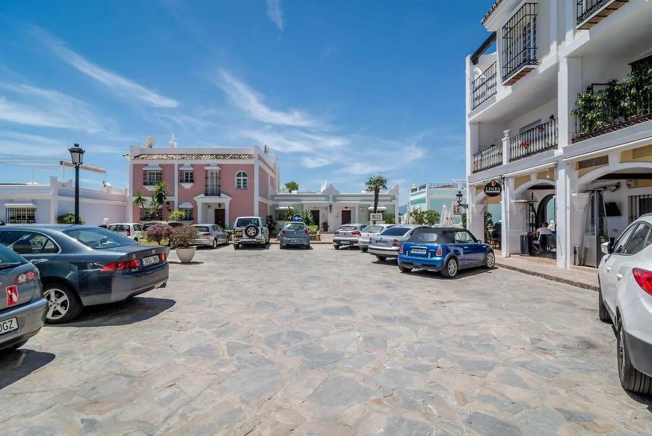 Ap103- Aloha Pueblo Marbella By Roomservices